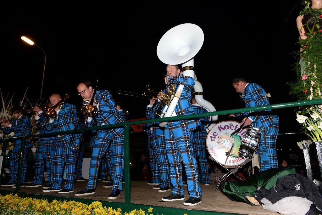 ../Images/Bloemencorso Noordwijkerhout 227.jpg